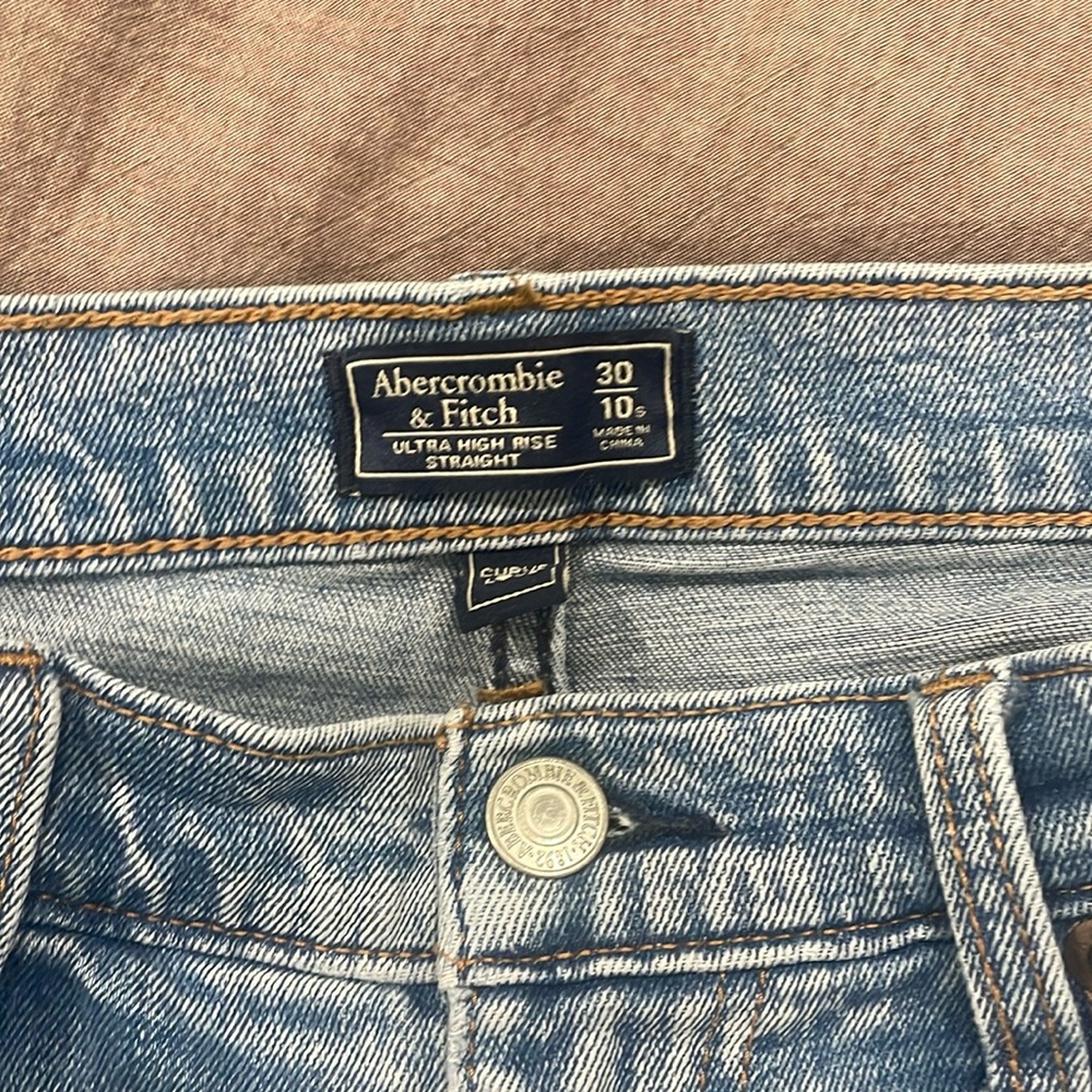 Abercrombie jeans
